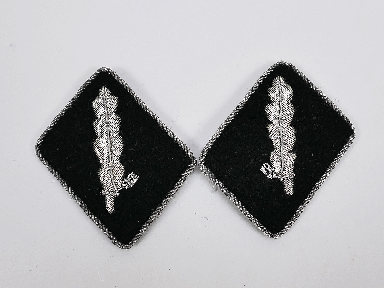 P1612863 Einzelpaar -  Allgemeine / Waffen SS Kragenspiegel / Standartenführer dünne Ausführung