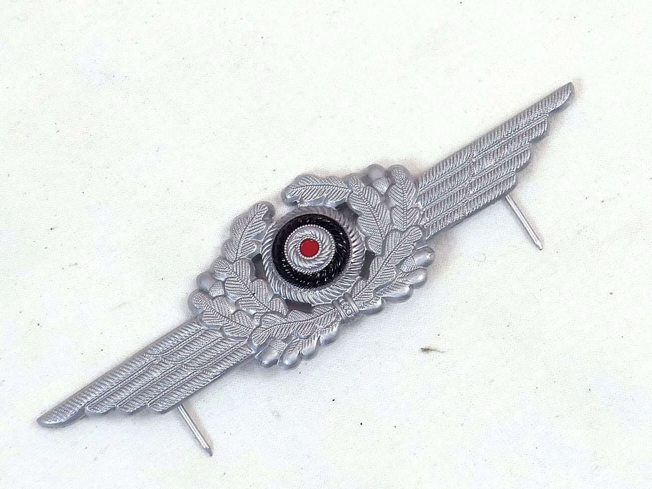 P1600846 Mützenabzeichen Schirmmütze Schwinge mit Kokarde Luftwaffe
