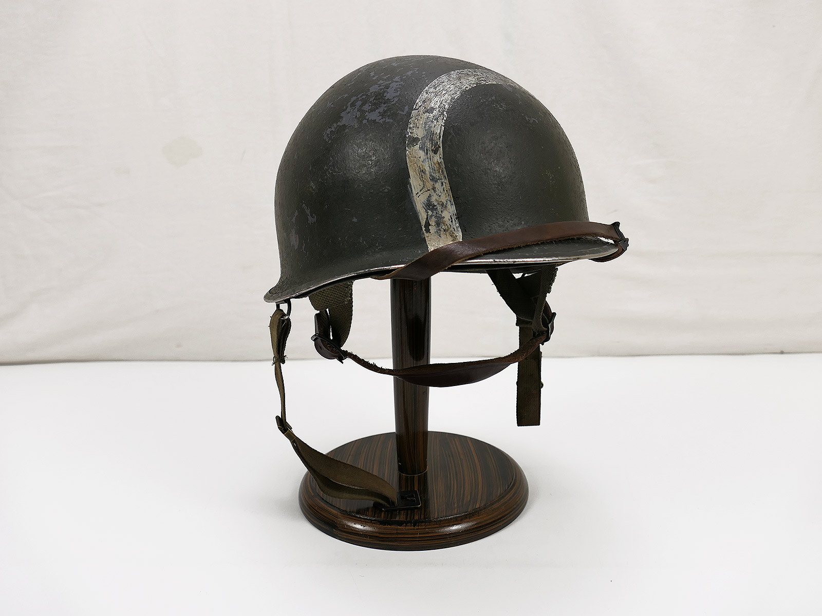 #E/ Filmrequisite US Type WW2 Paratrooper Engineer Special Unit Stahlhelm Pioniere