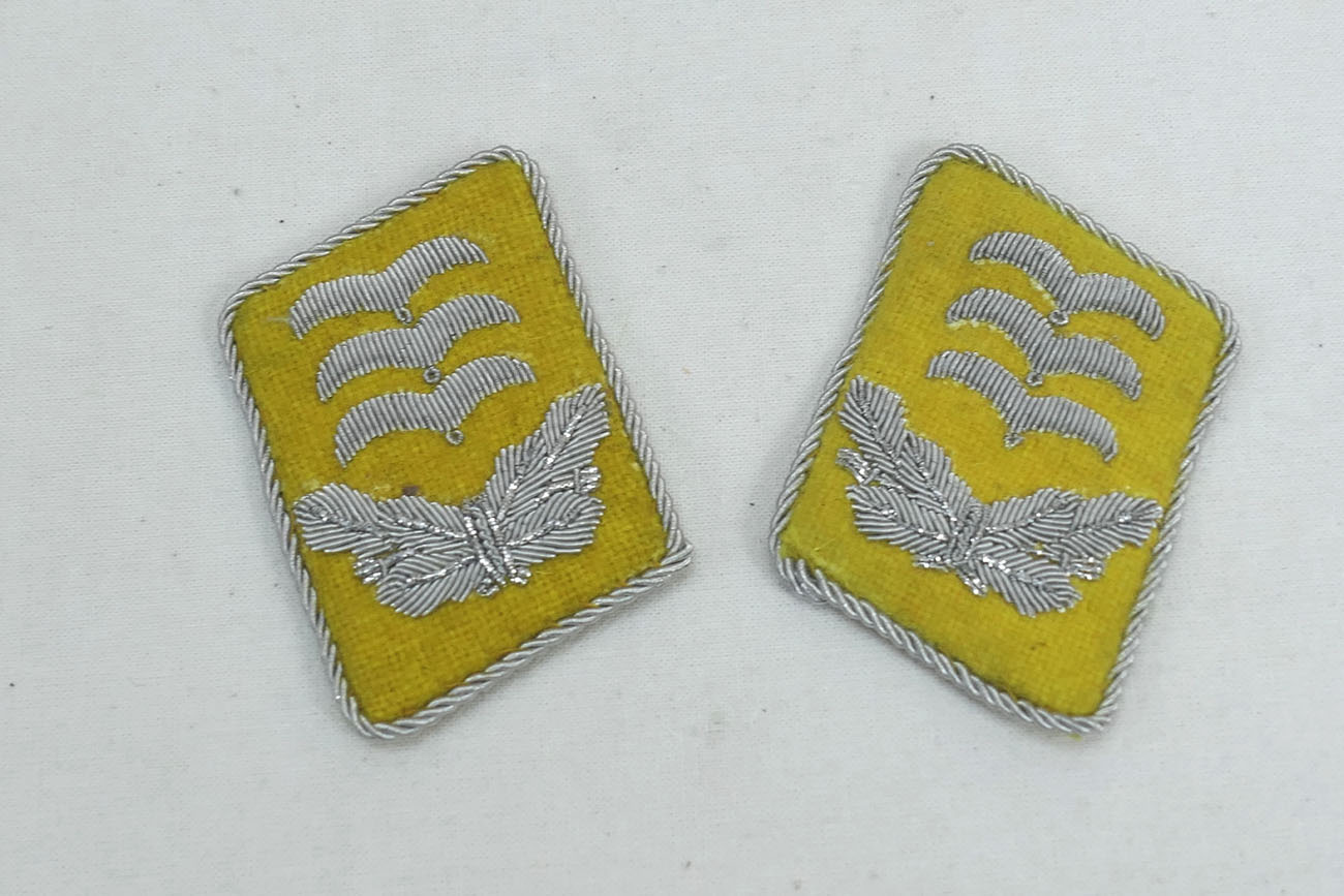 P1030627 WW2 Luftwaffe Kragenspiegel Hauptmann LW Fallschirmjäger