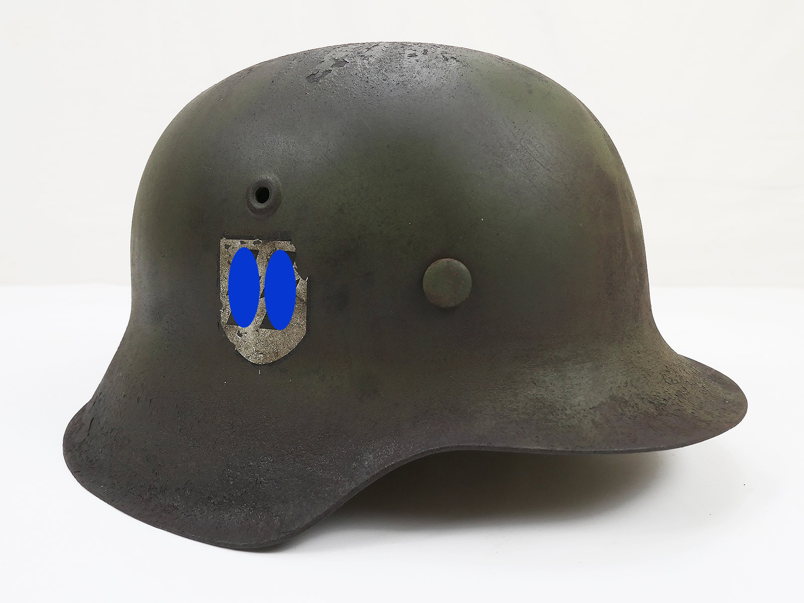 Waffen SS Camouflage Stahlhelm M42 Original Glocke mit Helmfutter Gr.57 Tarnhelm 1 Abzeichen 