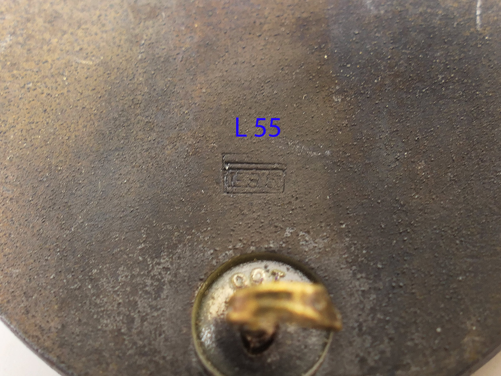 Wehrmacht Original WW2 Verwundetenabzeichen Gold Doppelhersteller L/55 und 100