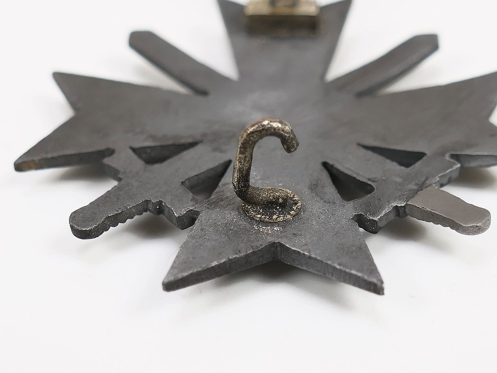 Original Kriegsverdienstkreuz mit Schwertern KVK 1939 Hersteller L/13 Paul Meybauer Berlin SAMMLUNG