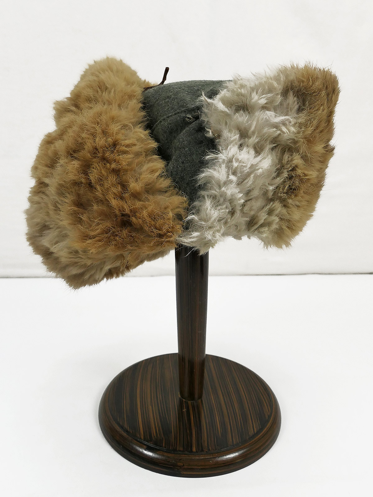 Einzelstück Wehrmacht Wintermütze Fellmütze Kaninchenfell Hasenfell Feldmütze Gr.56