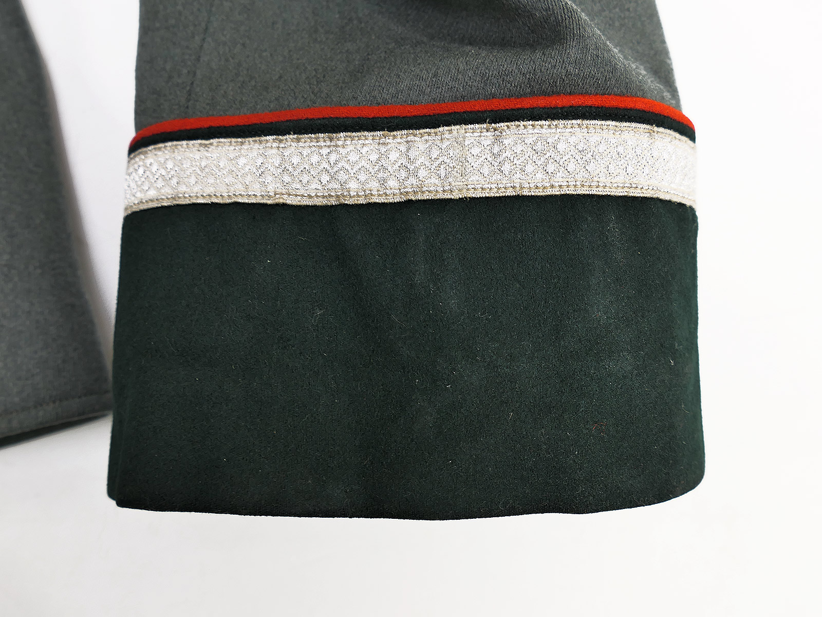 Uniform Ensemble Original Wehrmacht Parade Waffenrock Unteroffizier Artillerie mit Uniformhose COLLECTION