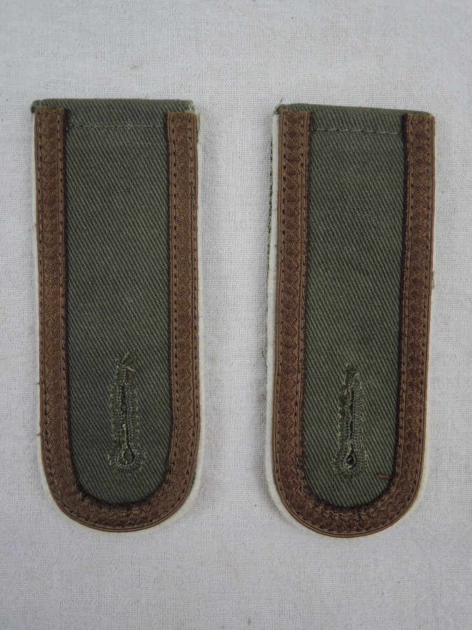 Wehrmacht Schulterklappen Afrika Korps Heer Ausführung für Unteroffiziere