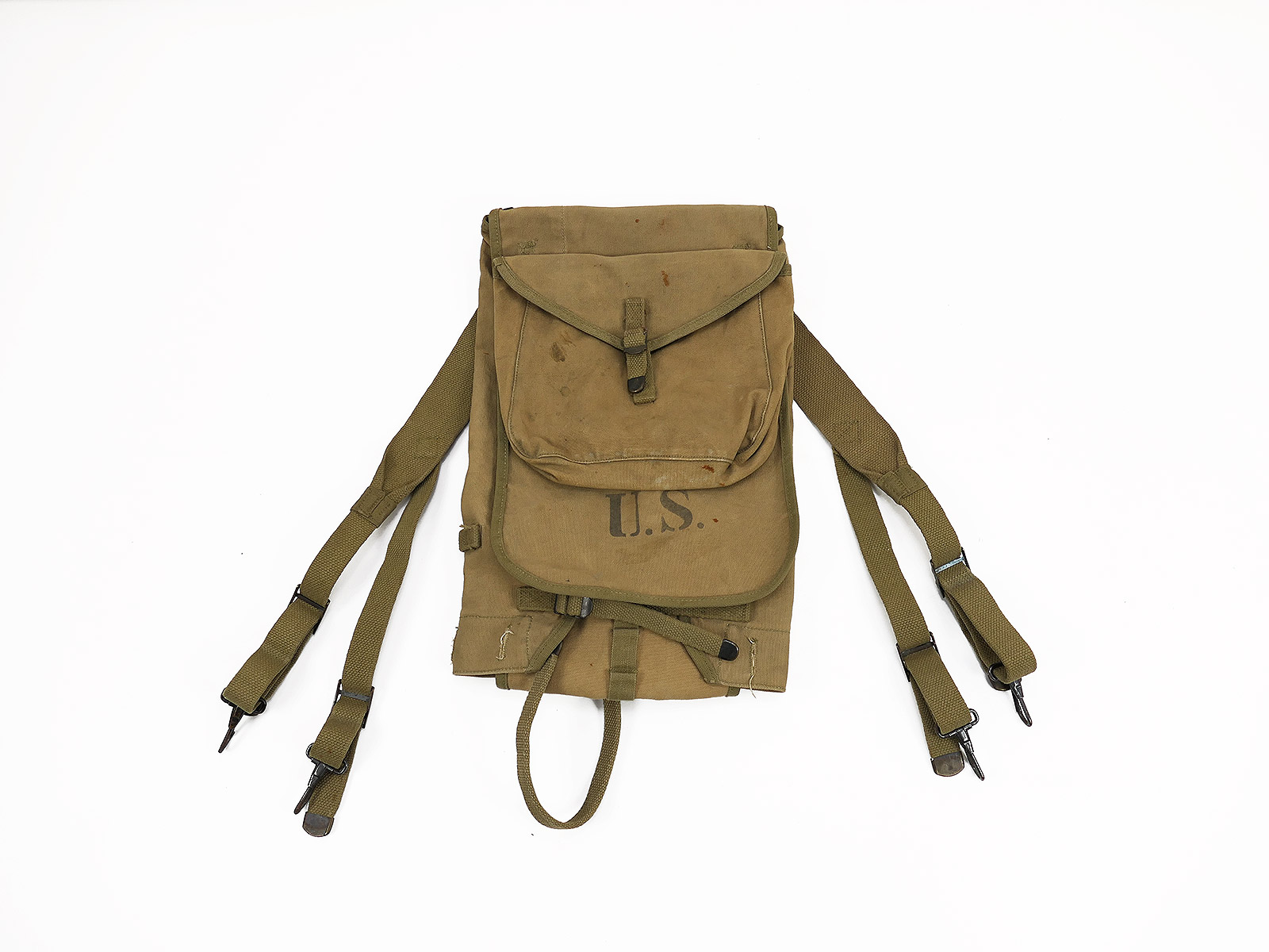 Original US Army WW2 M-1928 Haversack khaki 1942/ Collection BATTLE WORN 