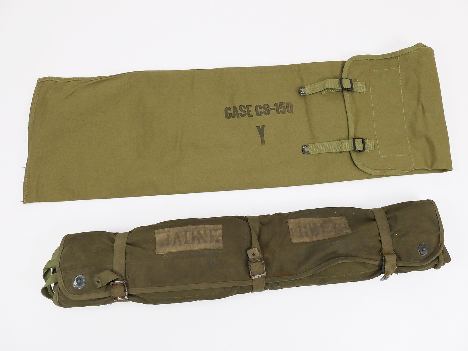 P1657864 Satz Fliegererkennung Kennzeichnung für liegengebliebenes KFZ Jeep Kreuz an Bändern mit Tasche