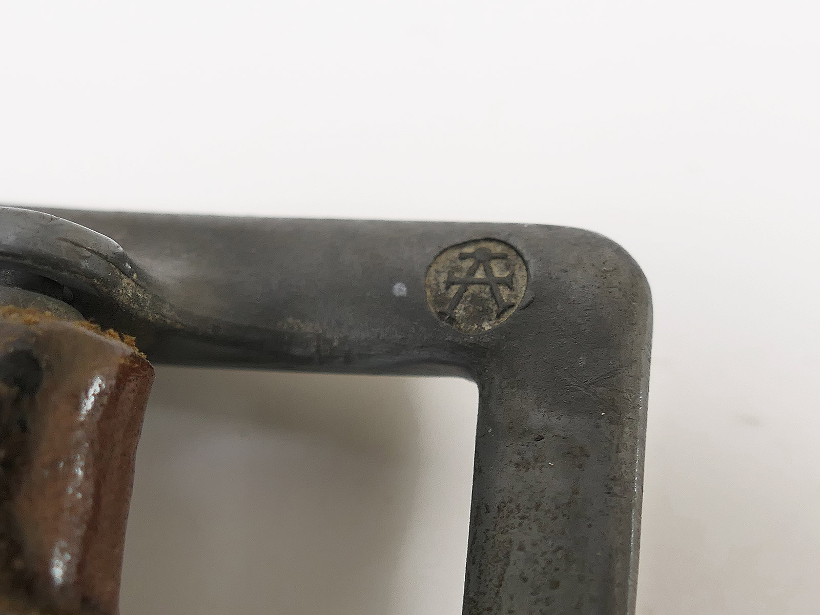EINZELSTÜCK Vintage Assmann Zweidornkoppel Leibriemen 47mm Koppelriemen Lederkoppel 110cm