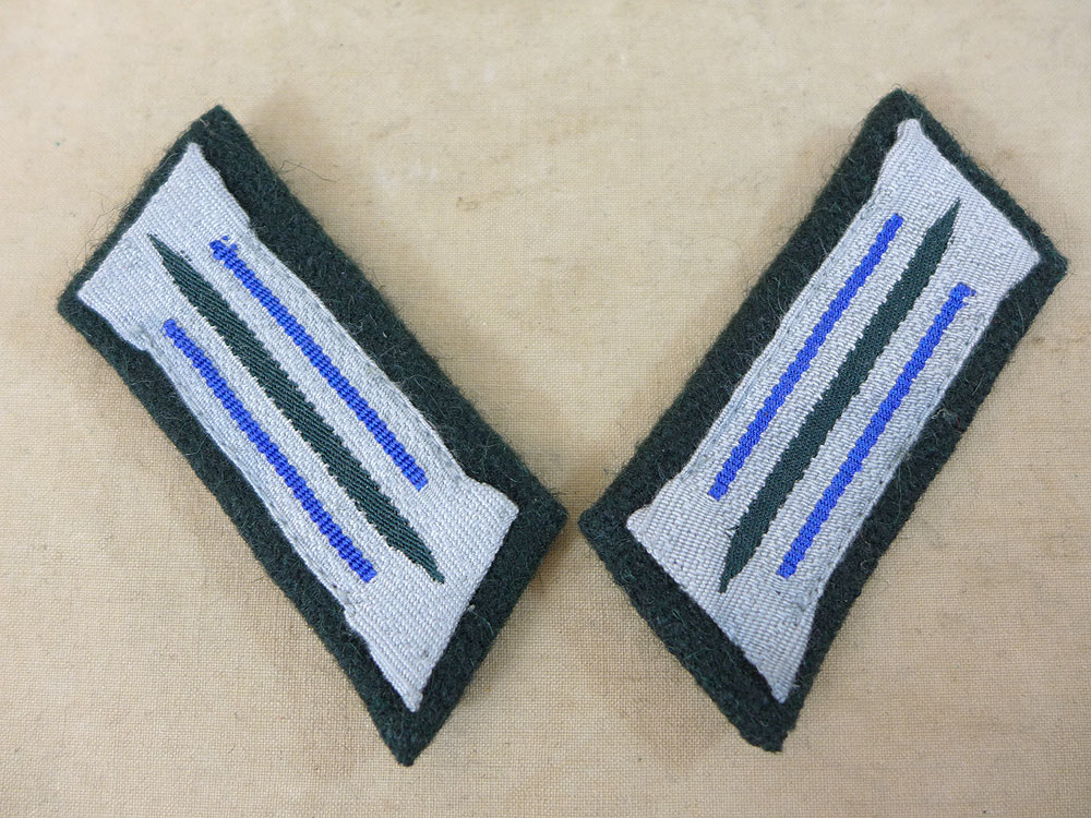 7755-1 Wehrmacht Sanitäter Kragenspiegel Heer Mannschaften auf M36 Unterlage