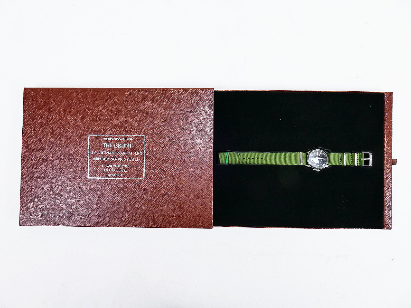 P1250501 US ARMY Military Service Watch Dienstuhr "The Grunt" Benrus DTU-2A/P 1966 Vietnam Uhr
