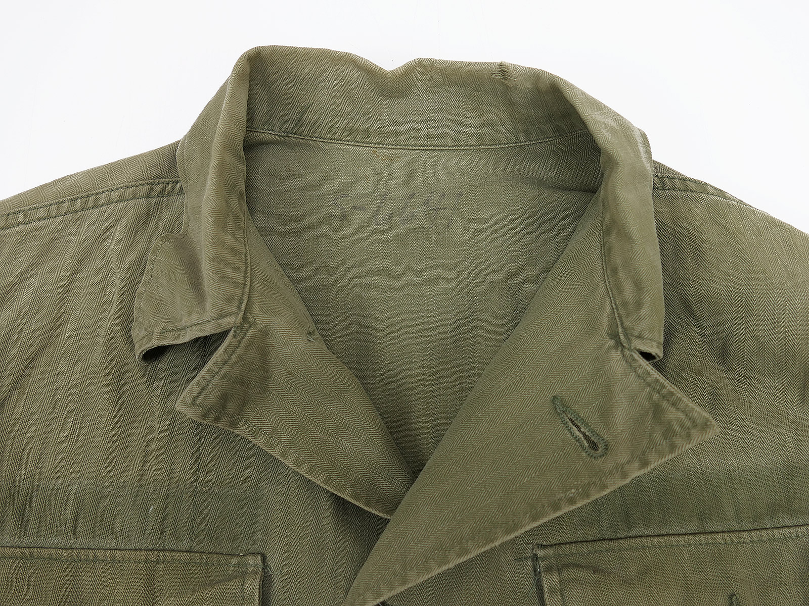 Original US Army WW2 M-1943 HBT Jacket Hemd M-43 BATTLE WORN