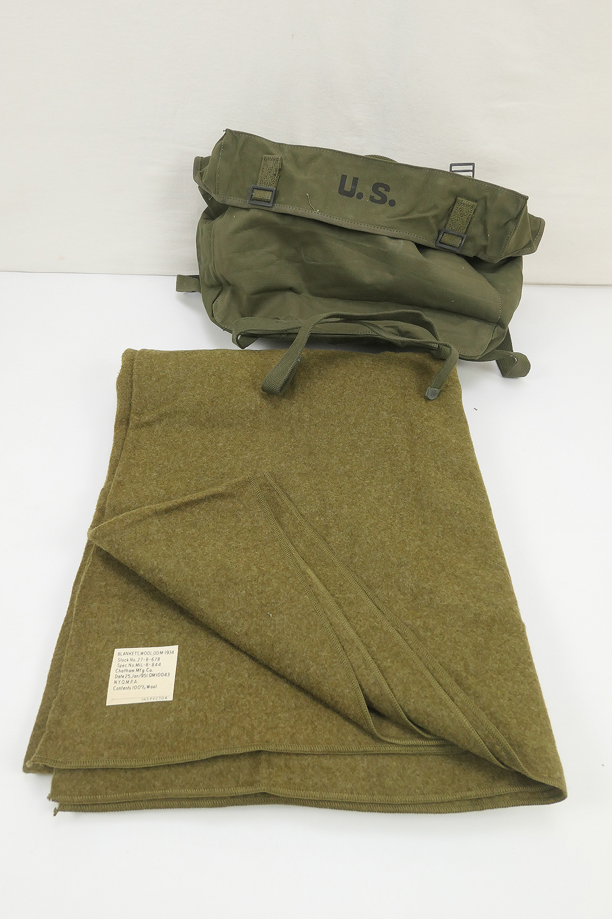 P1500621 #A US Pack Field Cargo M-1945 Tasche + US Wool virgin Blanket Decke 1951