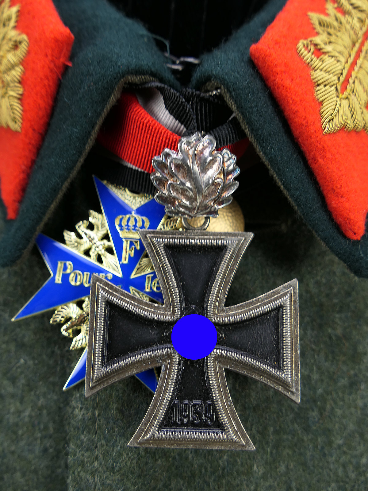 Wehrmacht M36 Uniform Feldbluse General Gr.54 mit Ritterkreuz Pour Le Merite Spanienkreuz effektiert