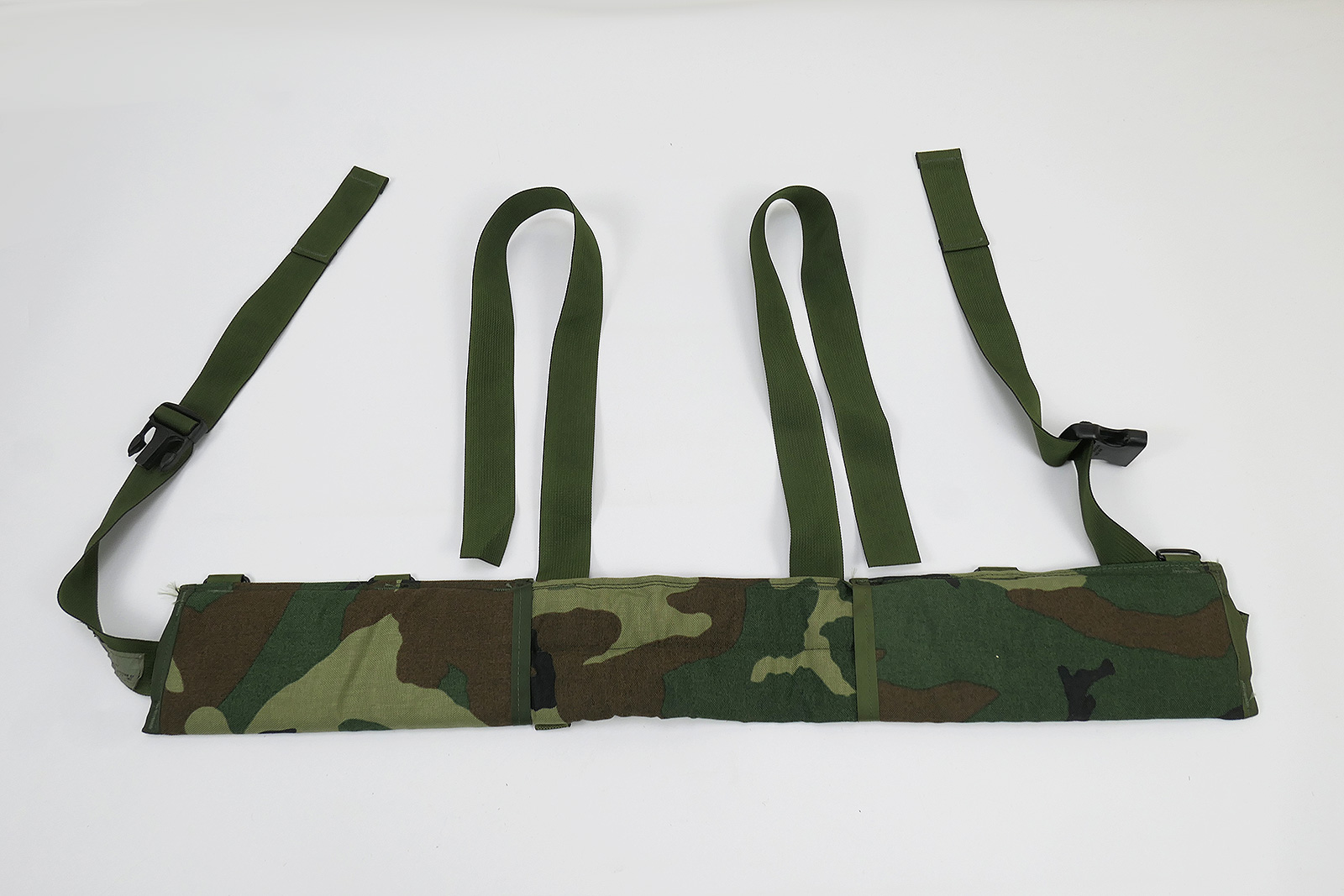 P1450485 US Army Molle Belt Utility Woodland Taktischer Gürtel