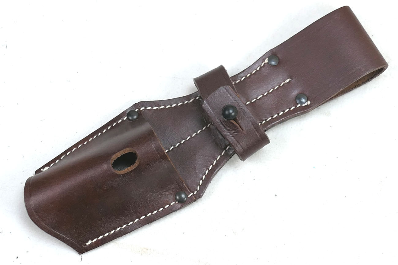 WW2 Leder Koppelschuh K98 G98 Bajonett braun 1940 / bayonet frog