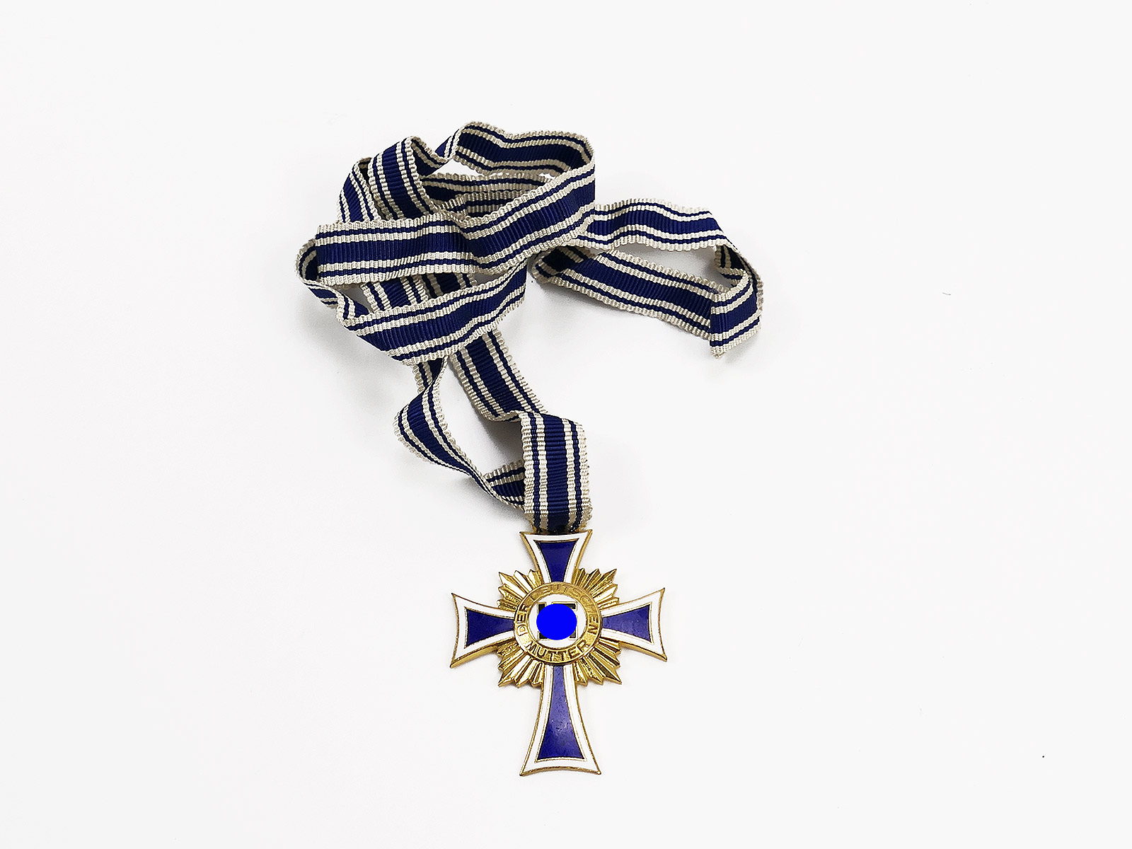 Ehrenkreuz der Deutschen Mutter / Mutterkreuz 2.Modell in Gold mit Band