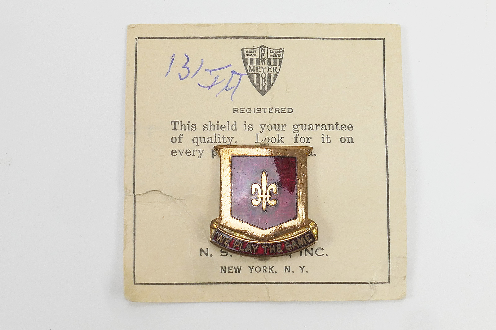 P1550145 US WW2 Military Unit Crests Unit Insignia 131st Field Artillery Pin Medal Badge Abzeichen