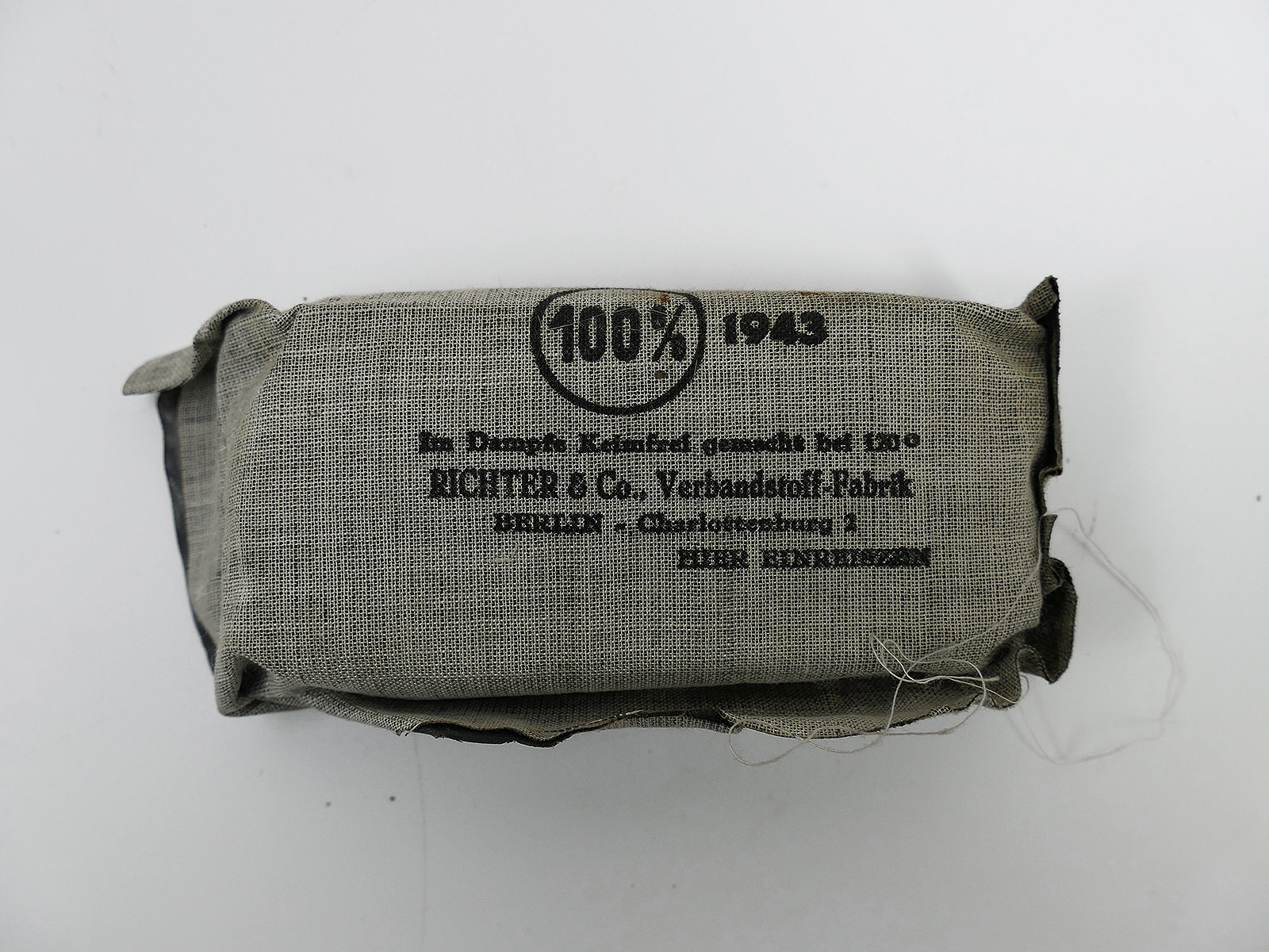 #1/ Wehrmacht Verbandpäckchen 1943 Erste Hilfe WK2 Feldbluse Verbandkasten 11.5x5.5cm 