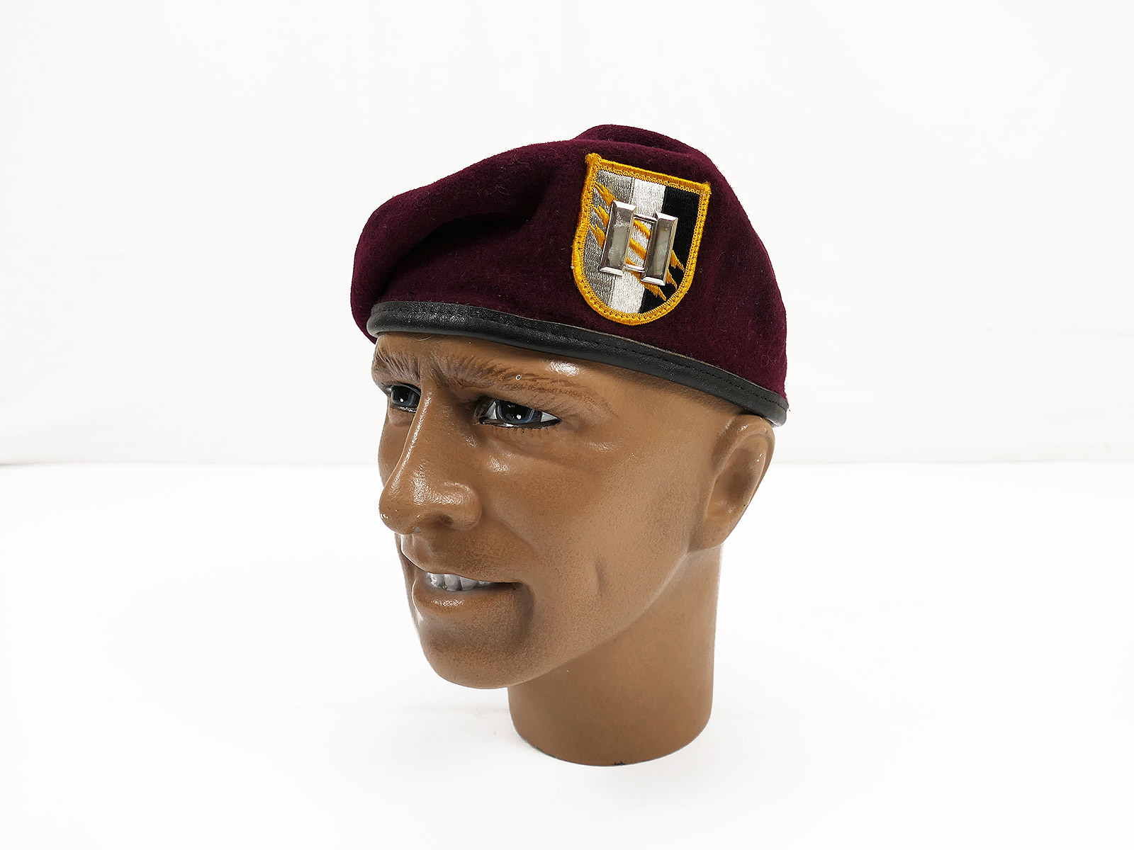 US Army Bordeaux Beret 1st Special Forces Command Airborne Barett mit Metall Abzeichen