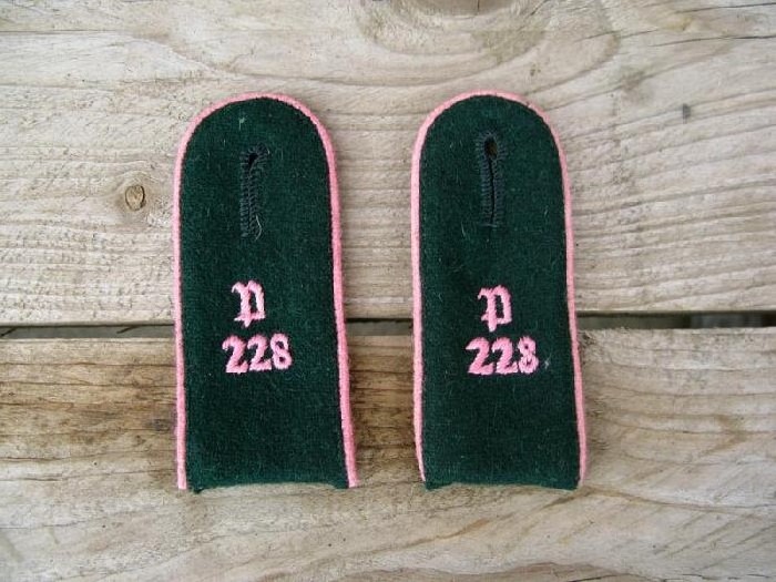 Schulterklappen Panzerjäger 228 Feldbluse M36