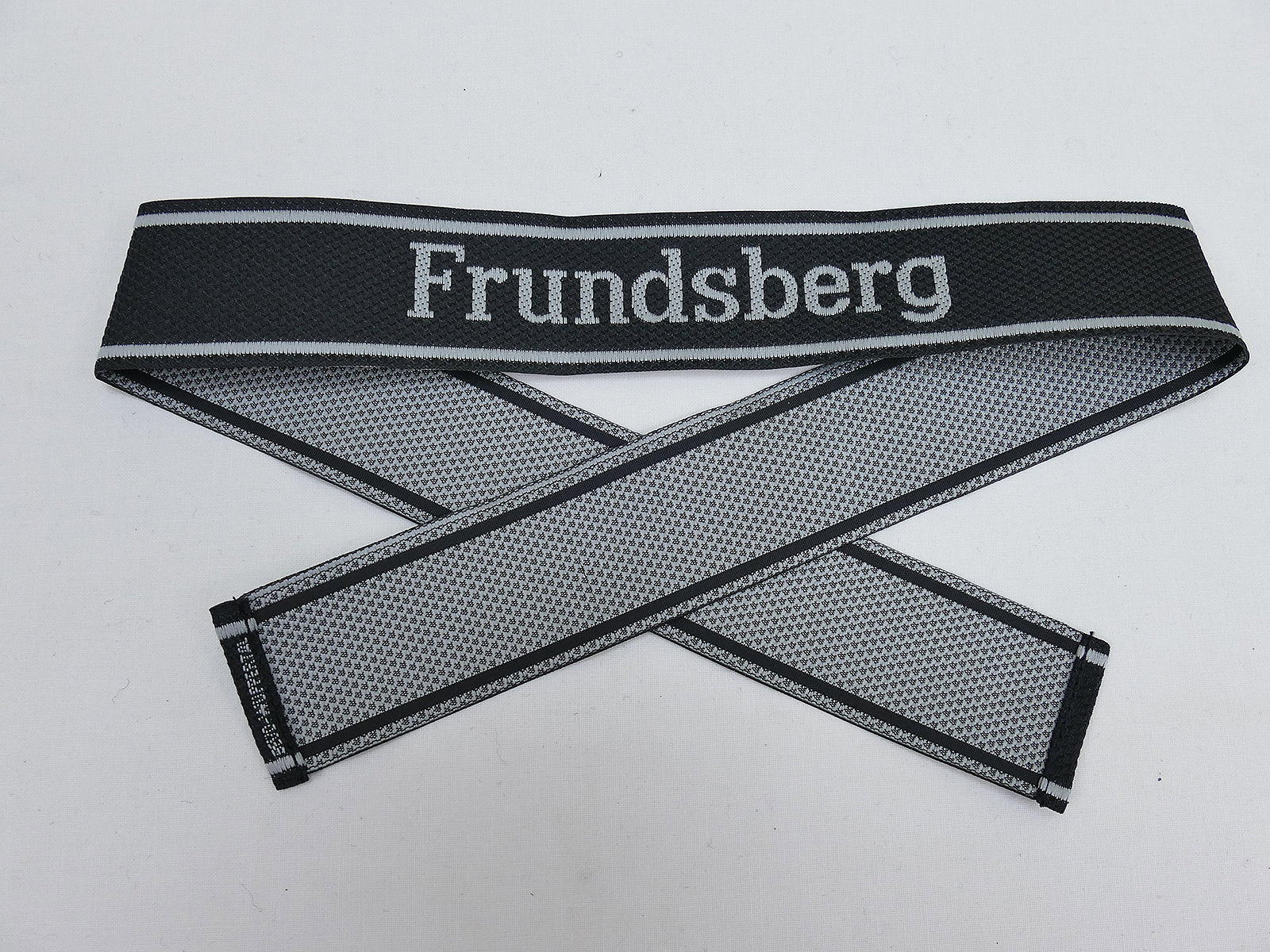 Wehrmacht Elite BEVO Ärmelband Waffen SS Division FRUNDSBERG Ärmelstreifen