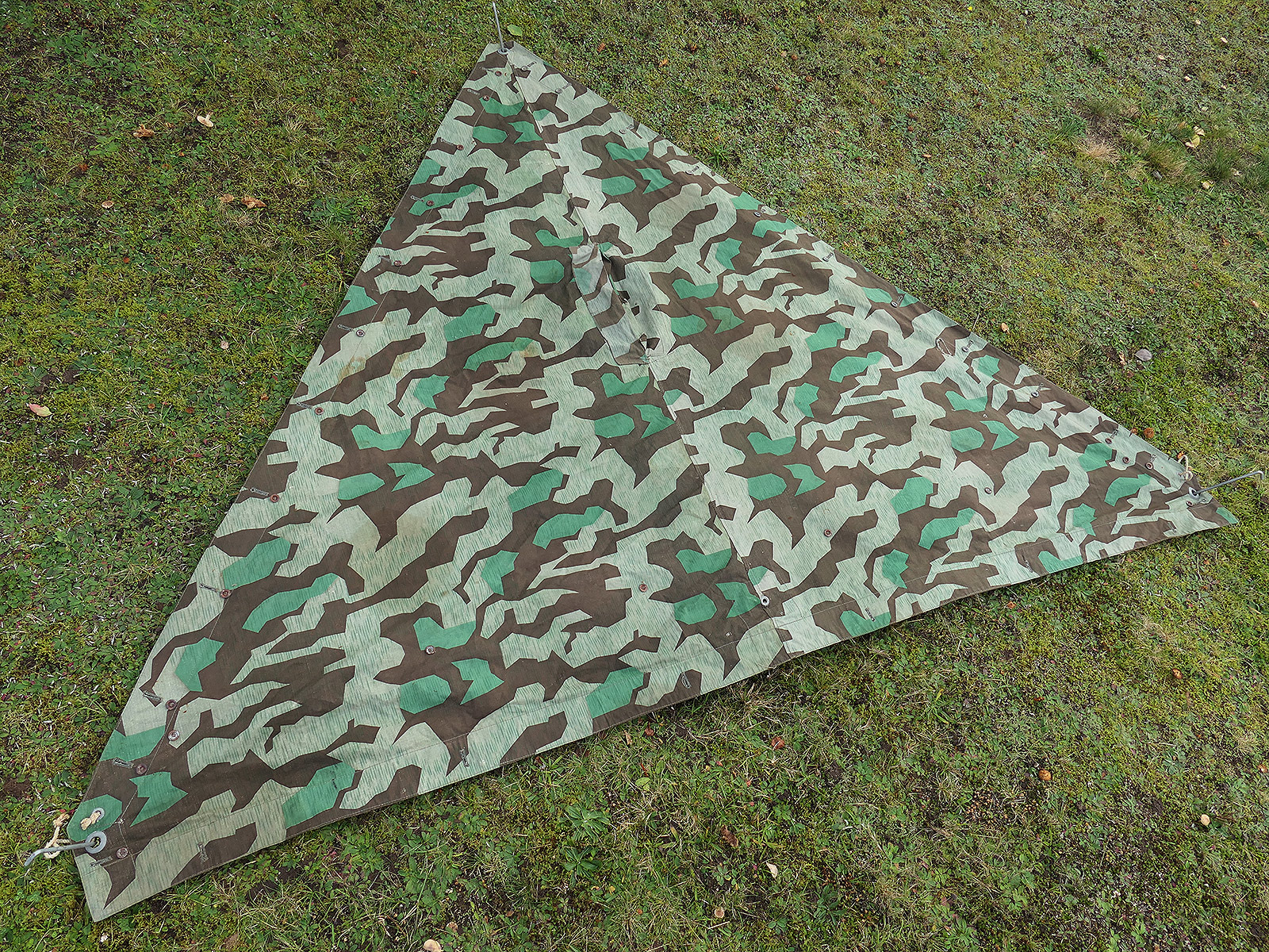Wehrmacht Späte Original Zeltplane M31 splittertarn - RBNR. - Zeltbahn Tarnzeltbahn SEHR SCHÖN BATTLE WORN