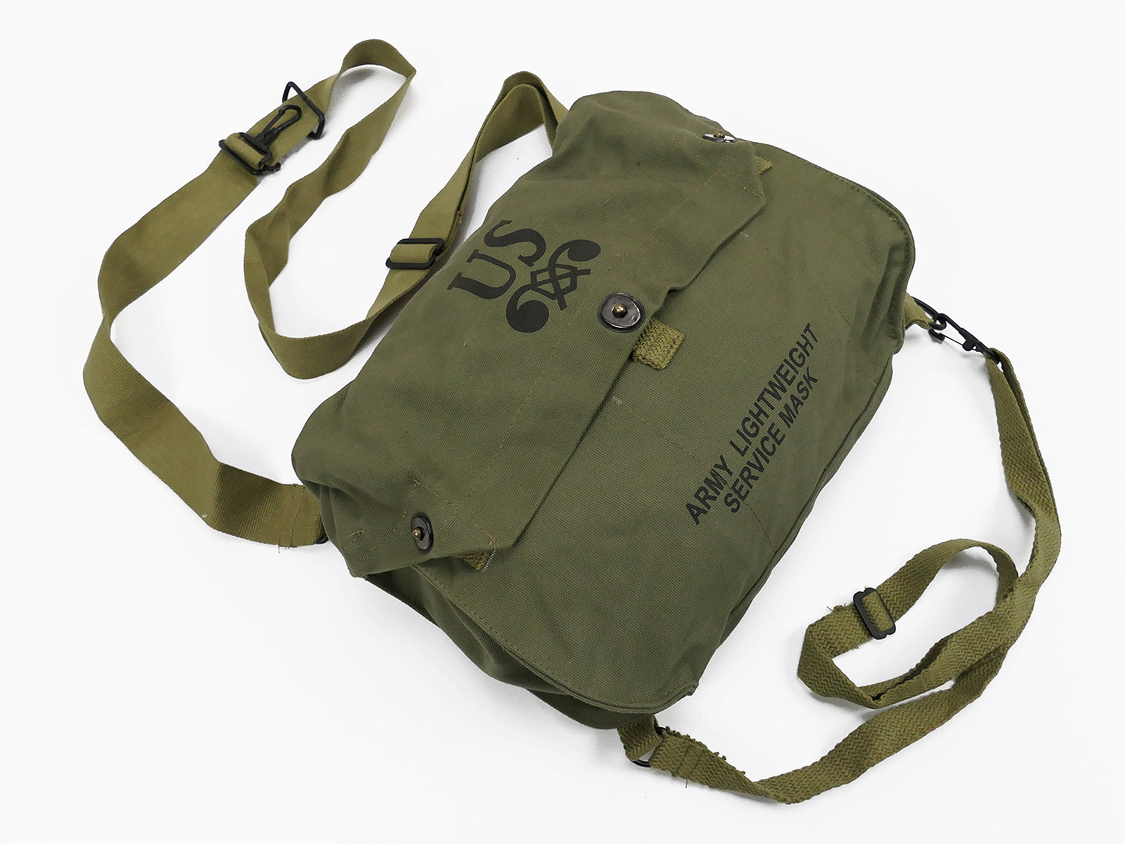 P1636088 US Army WW2 Gasmaskentasche M6 Tasche Gasmaske Bag Lightweight Service Mask DELUXE OD