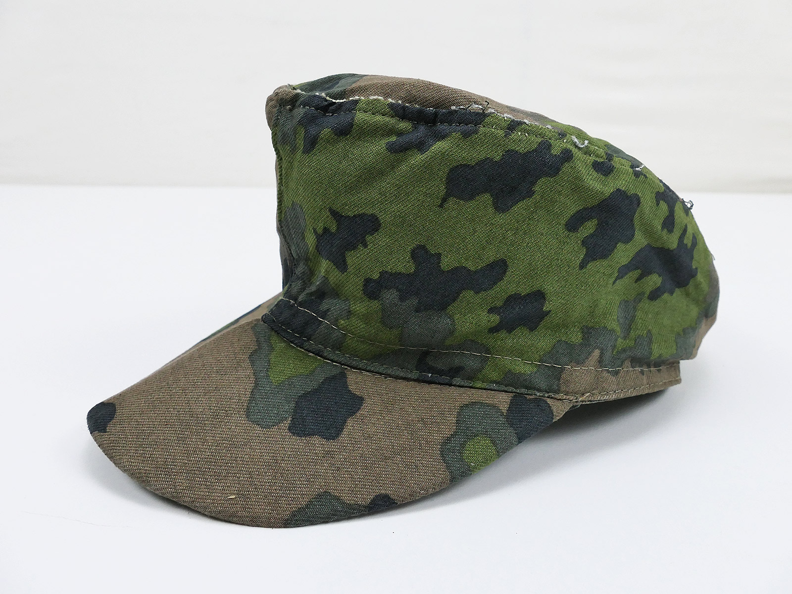 Waffen SS Frontfertigung Eichenlaub Feldmütze Gr.59 Tarnmütze aus Museum