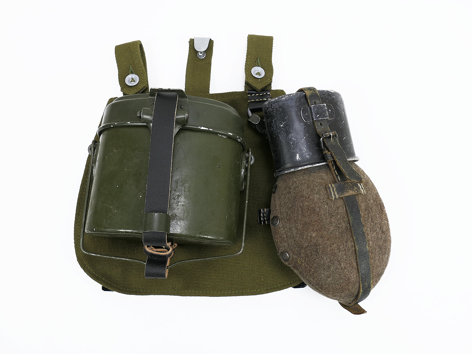 Set Wehrmacht Brotbeutel Kochgeschirr Riemen Feldflasche