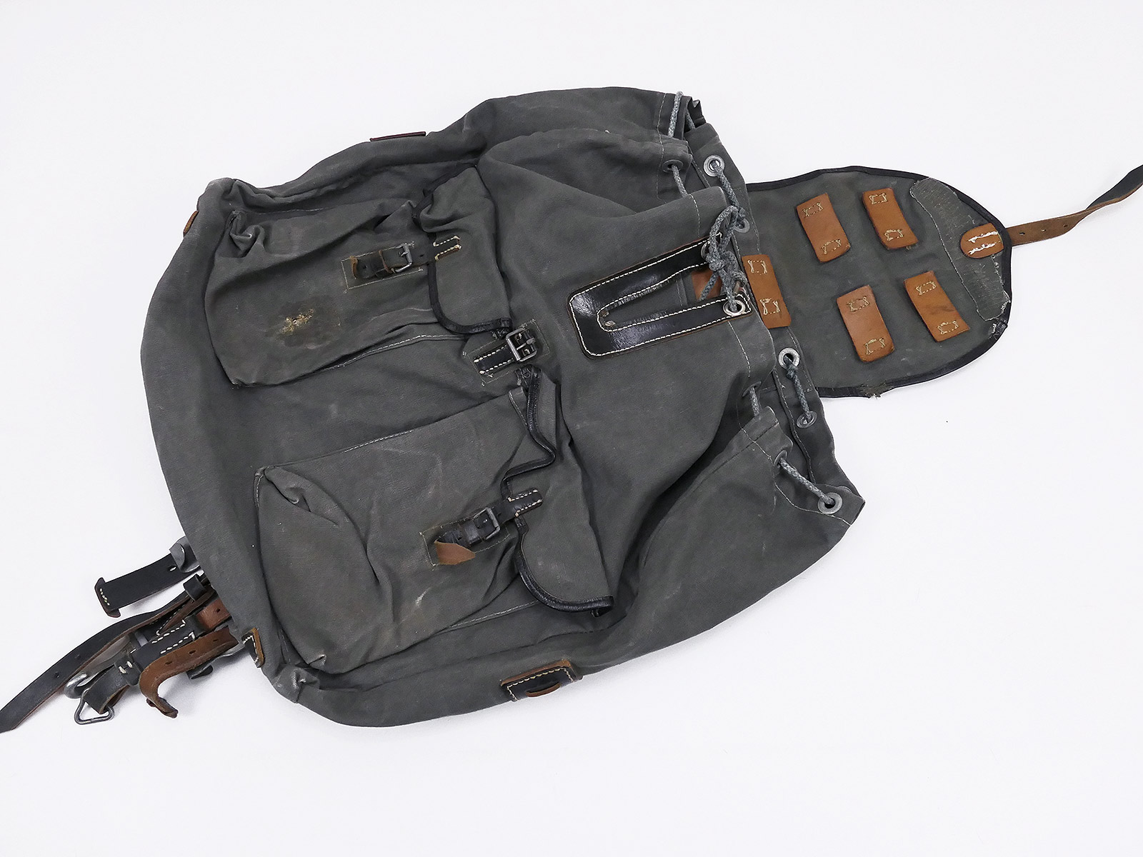 P1090084YFOePV5Pefpzu