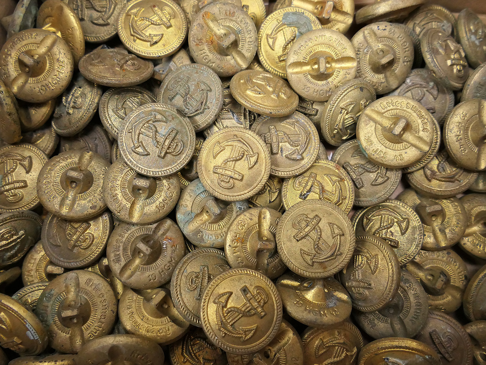 P1435192 1x Stück Marine Glasknopf 25mm Goldfarben Kriegsmarine Glasknöpfe Uniform Knöpfe Vollglas