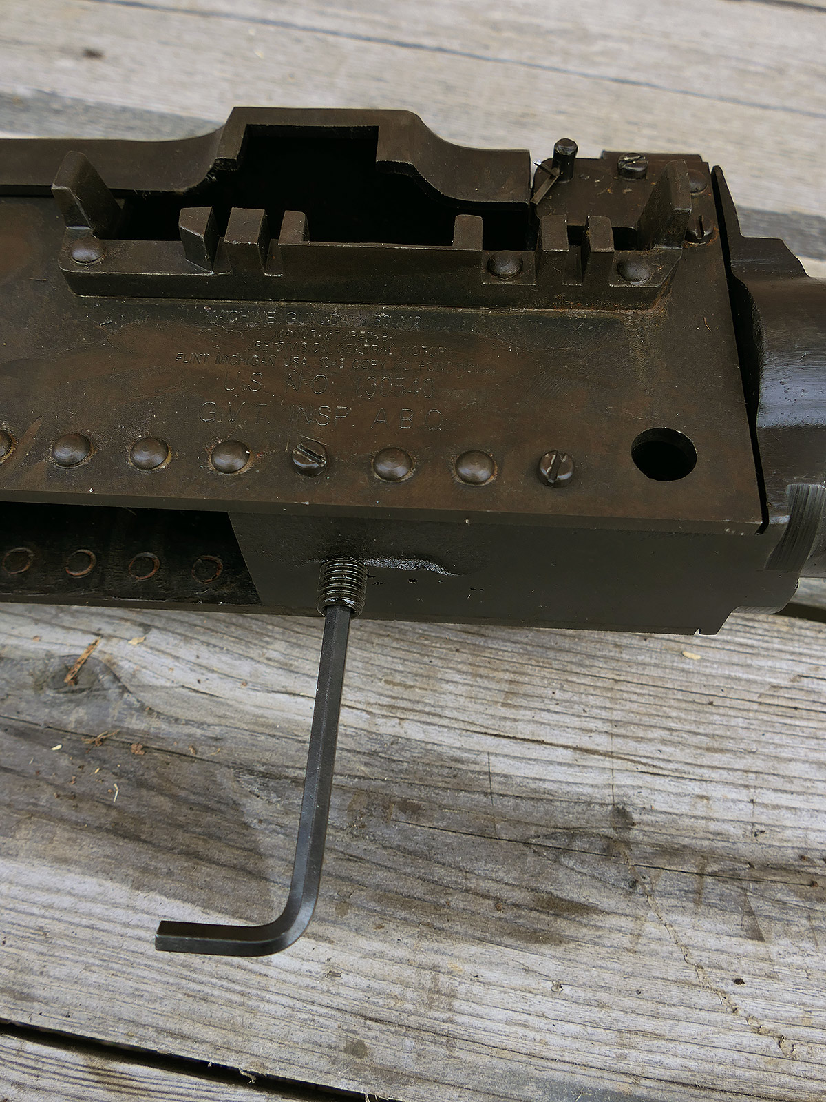 #A Browning Machine Gun MG Cal. 50 M2 Jeep Lafette Tripod - Modell - 1:1 Metall Nachbau Lauf zerlegbar