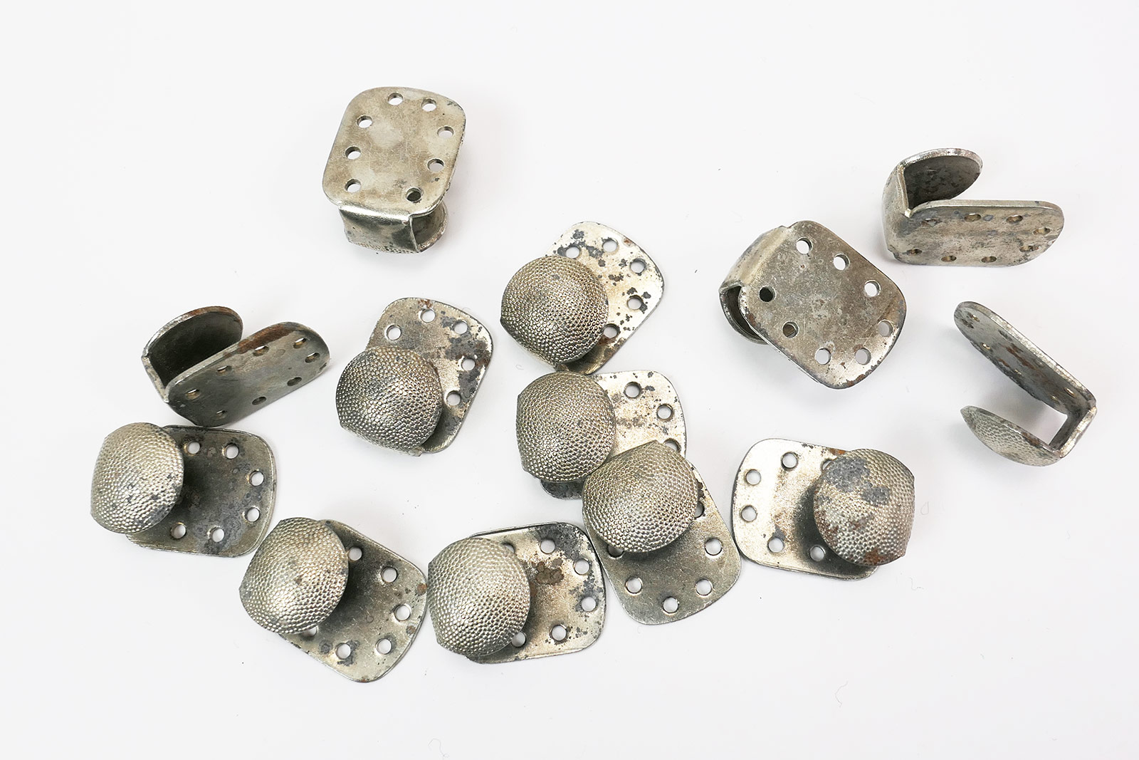 P1280728nKcIrWsP5mn8n Schoßknopf Rücken Haken für Dientrock Dienstbluse