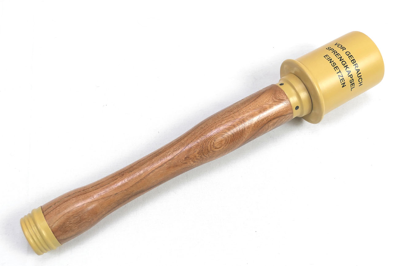 P1040252 Wehrmacht M24 Deko Stielhandgranate Stielgranate zerlegbar 1939 - Holz / Metall