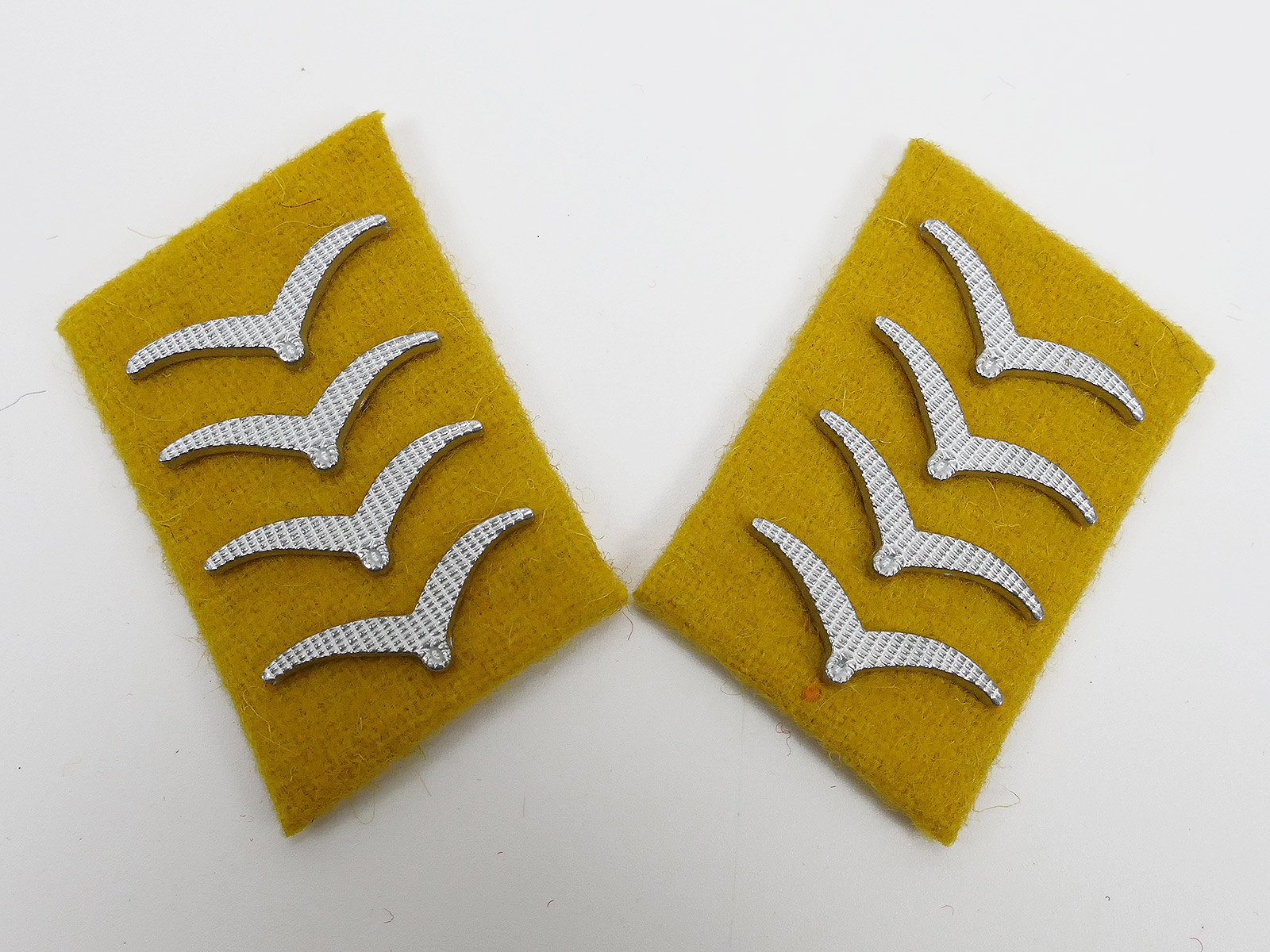 Luftwaffe Kragenspiegel mit Metallschwingen LW Fliegerbluse HG / StFw Fallschirmjäger