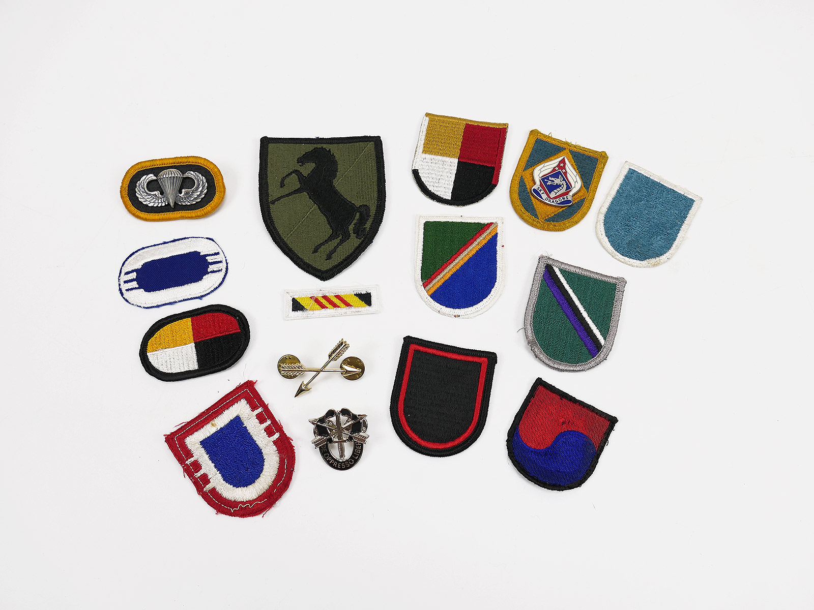 Konvolut US Army Special Forces Barett Abzeichen