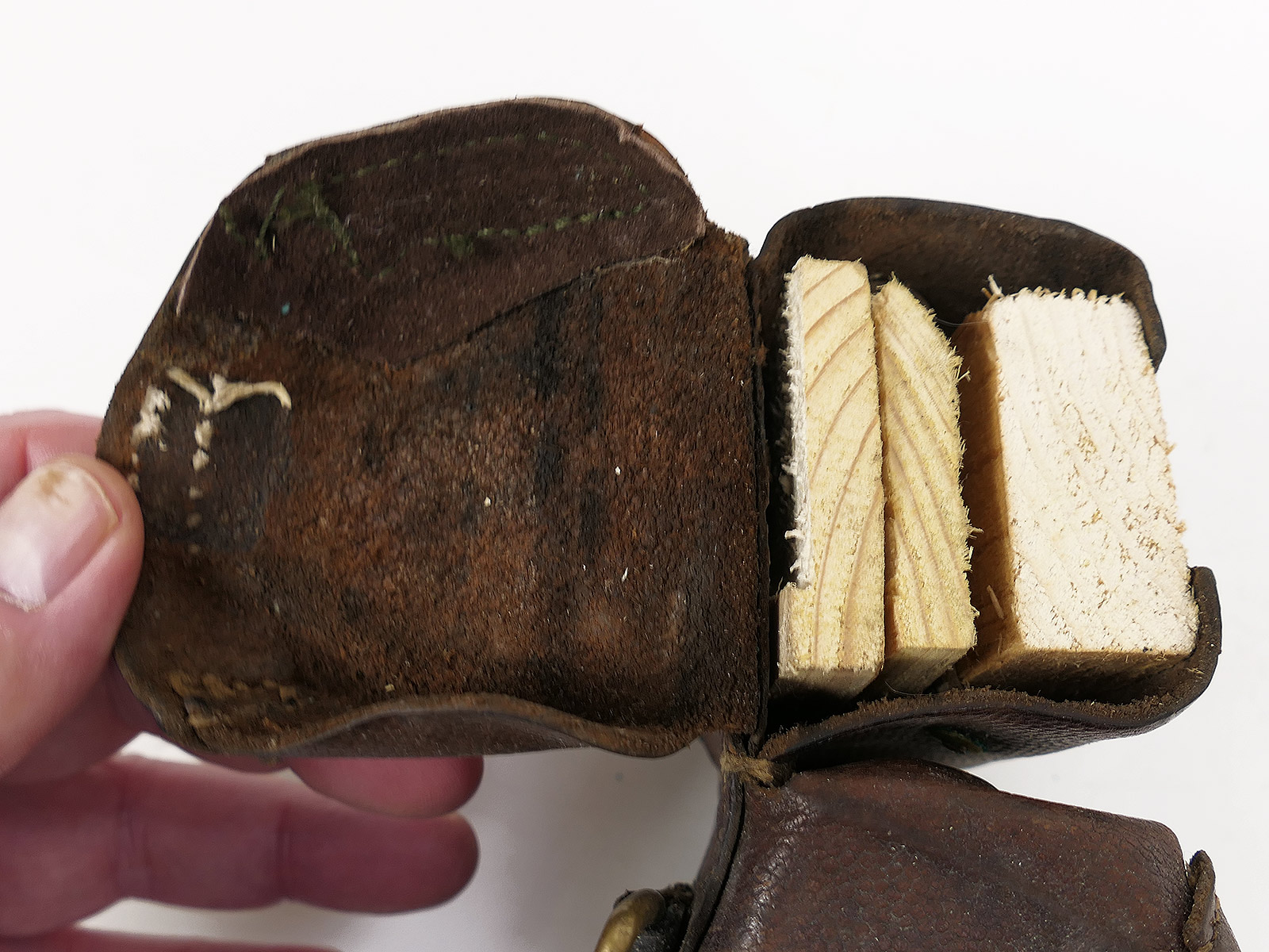 WW1 Original WK1 Patronentasche 1914 1 Verschlußriemen fehlt COLLECTION BATTLE WORN
