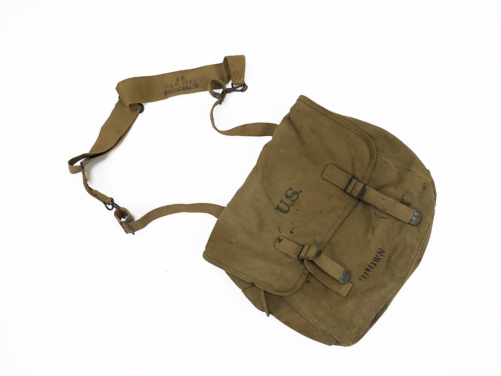 Original US Army WW2 Musette Bag M-1936 w/ sling Trägername / Collection BATTLE WORN