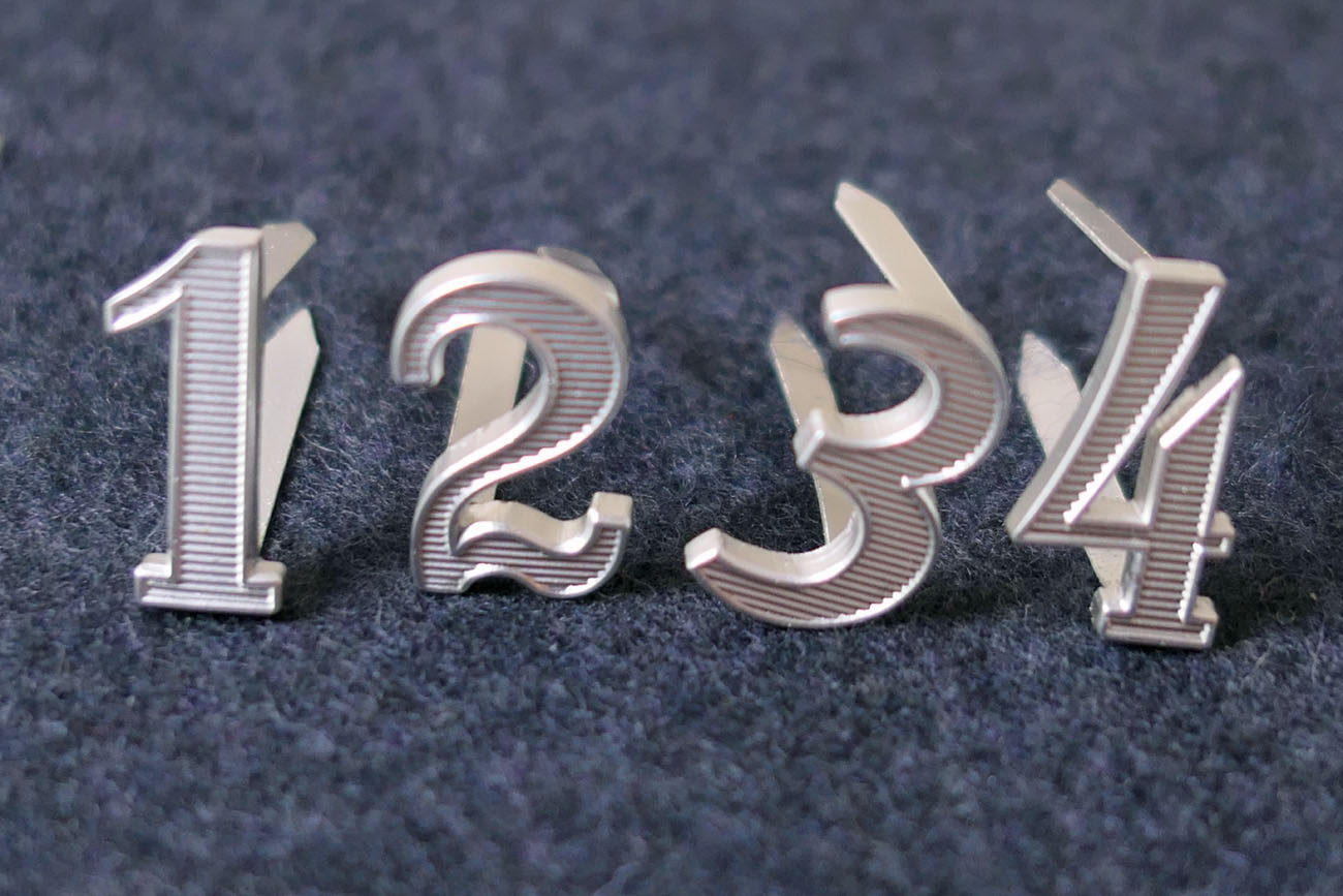 Wehrmacht Auflagen Nummer Zahl / Ziffer 0 - 9 Schulterstücke Schulterklappe Höhe 19mm