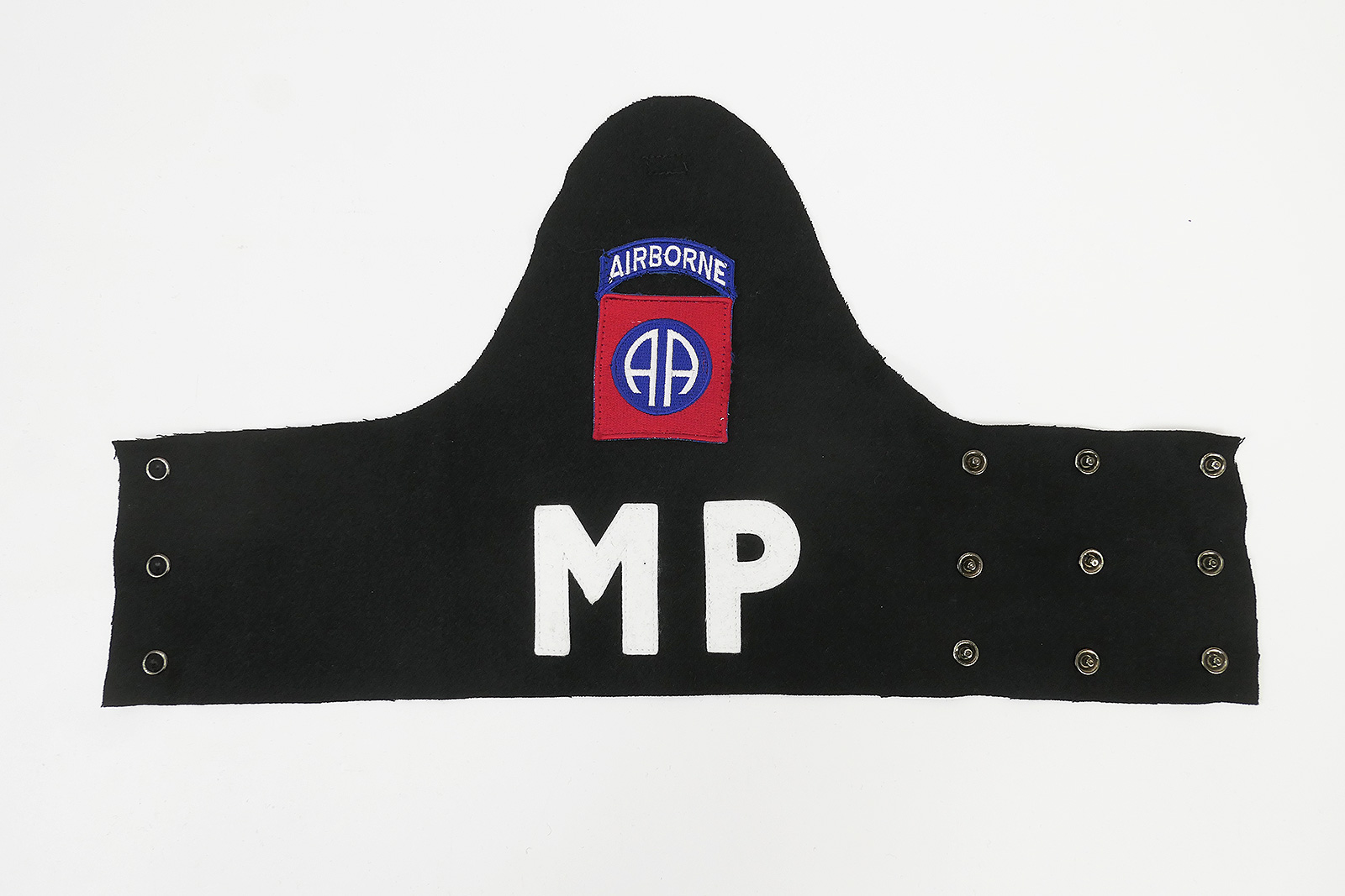 P1450612 US Army MP Armbinde Militär Polizei military police + Airborne Divisionsabzeichen