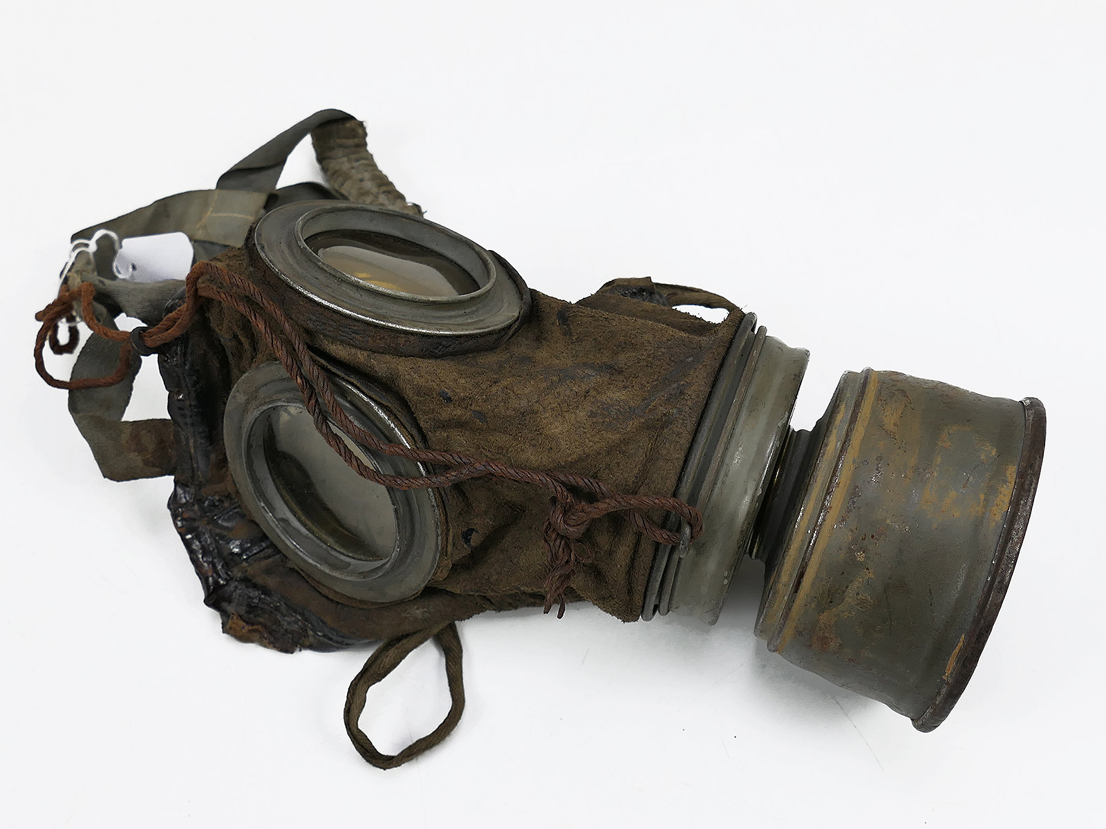 WK1 Original Leder Gasmaske M17 + Filter in Original Bereitschaftsbüchse COLLECTION BATTLE WORN