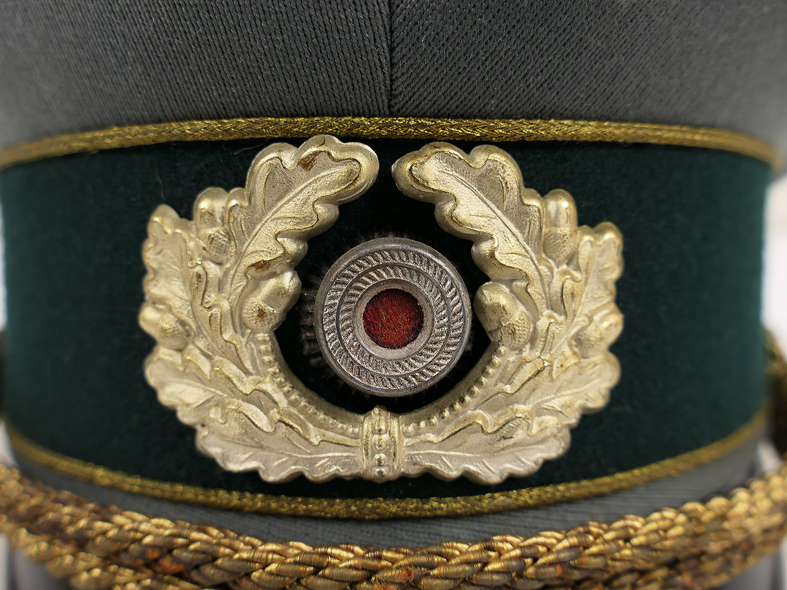 Wehrmacht Frühe Schirmmütze General Gr.57 Premium Museumsanfertigung mit Original Silbernen Effekten COLLECTION