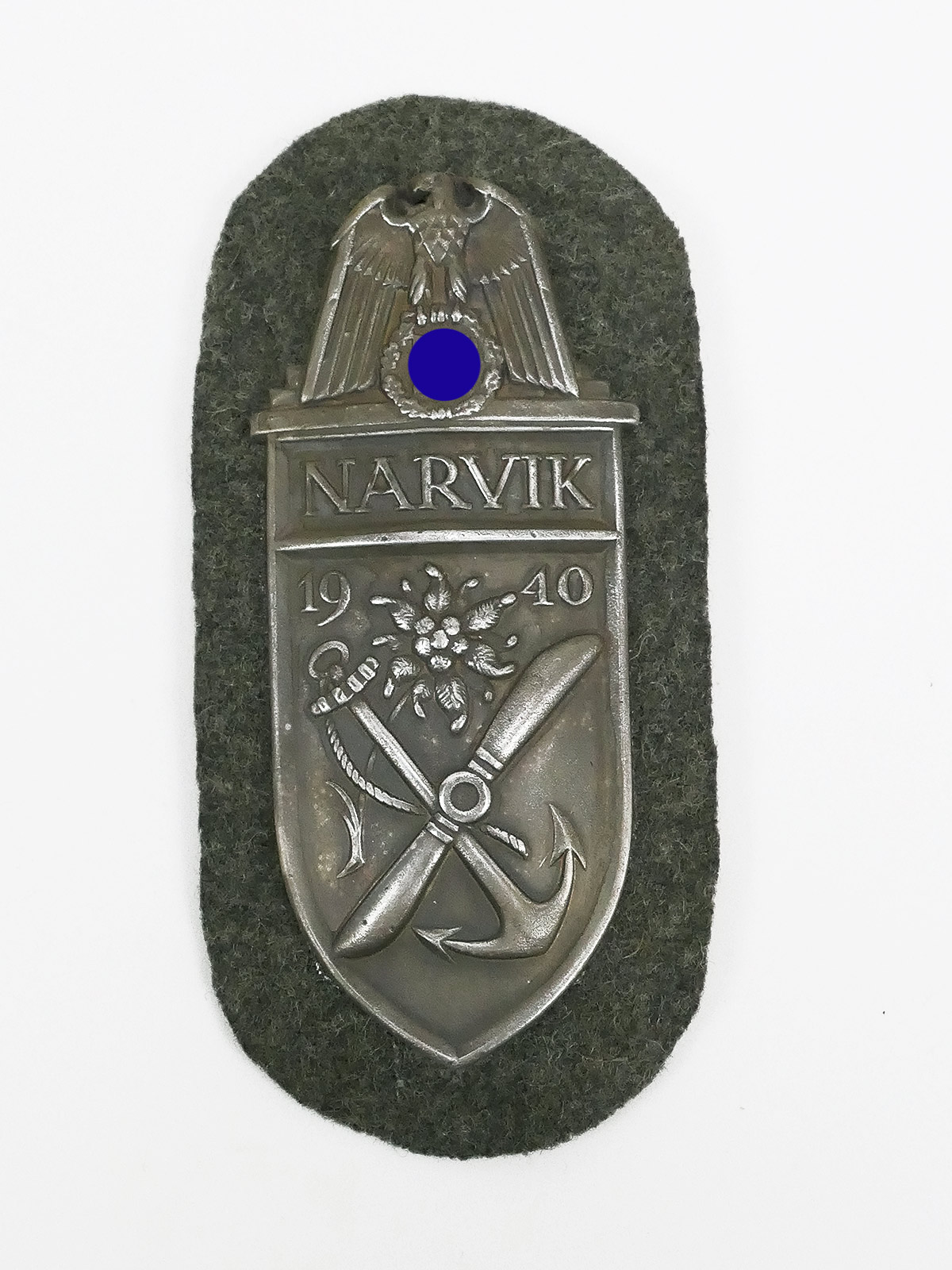 Wehrmacht Narvik 1940 Ärmelschild Narvikschild für Feldbluse feldgrauer Untergrund