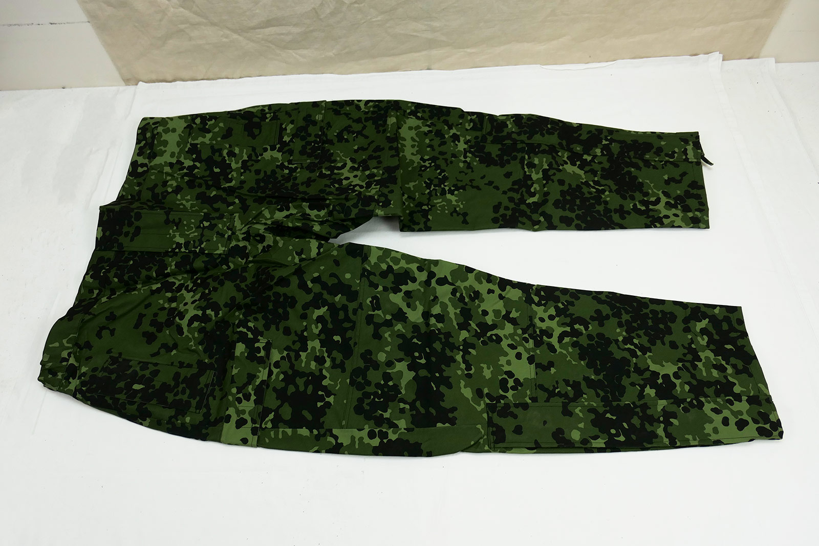 Gr. XXL - Dänemark Gore-tex Nässeschutz Hose Flecktarn HMAK 2008 Regenhose