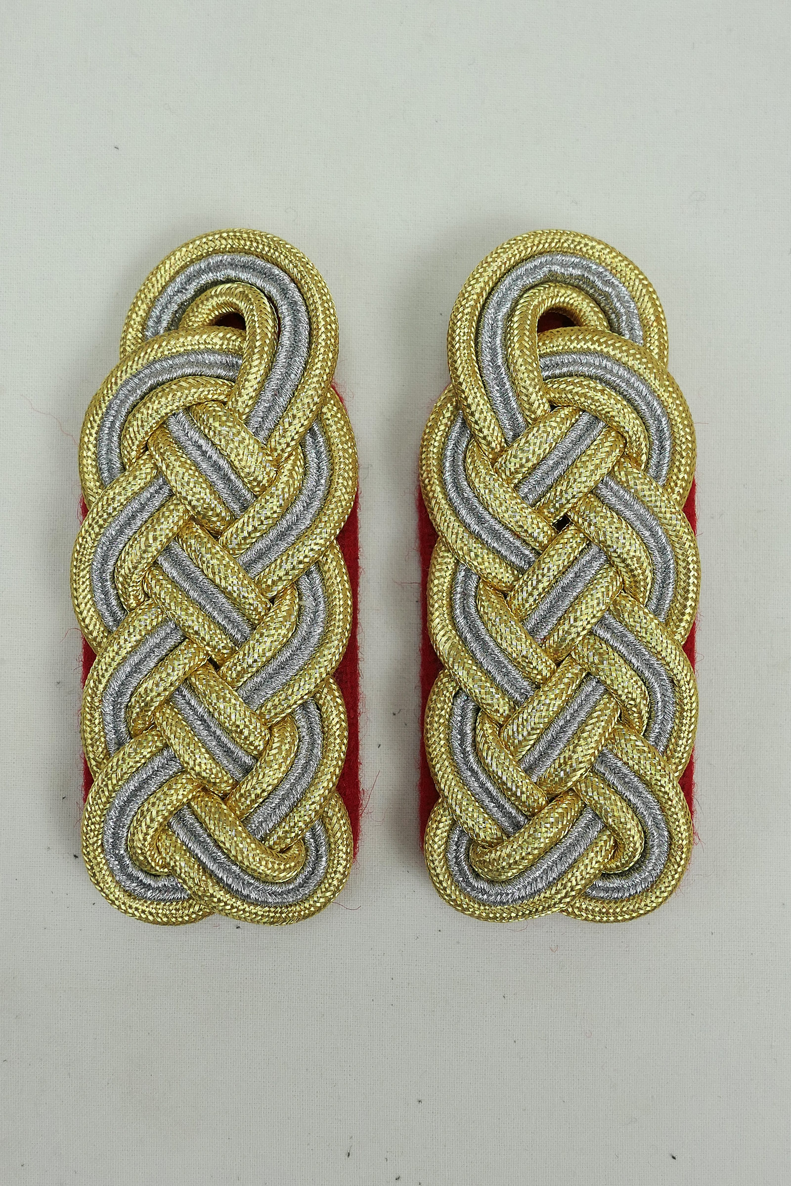 Paar Schulterklappen Schulterstücke Wehrmacht General Feldbluse zum einschlaufen