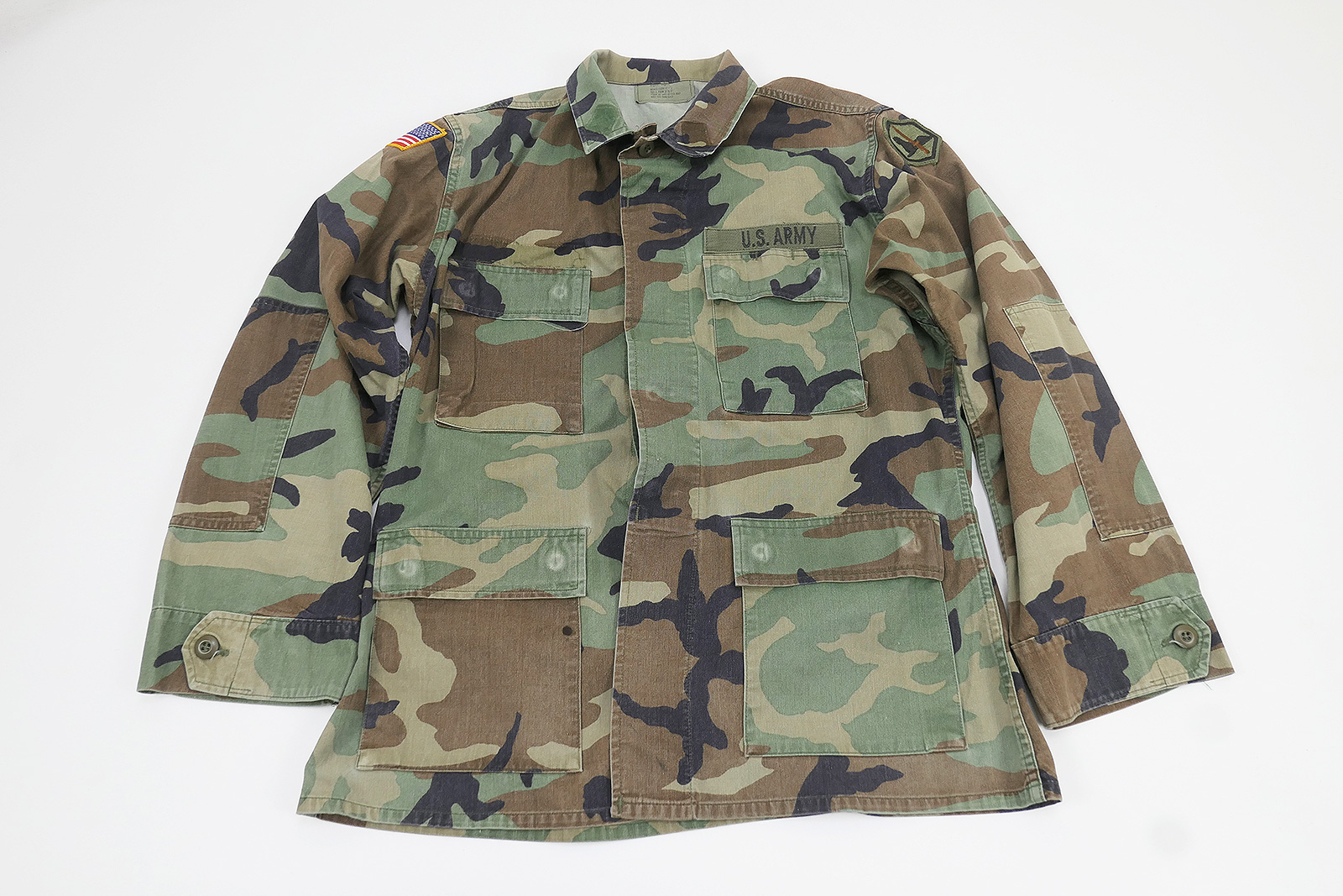 US Army Feldhemd Coat Camouflage Woodland 66th Military Intelligence Brigade - Medium