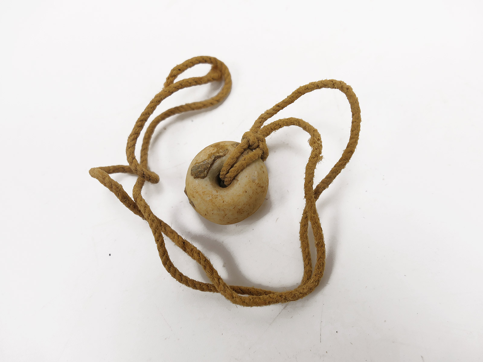 #03 Wehrmacht Bodenfund Abzugsperle mit Abzugsschnur Ersatzteil Deko M24 Stielhandgranate