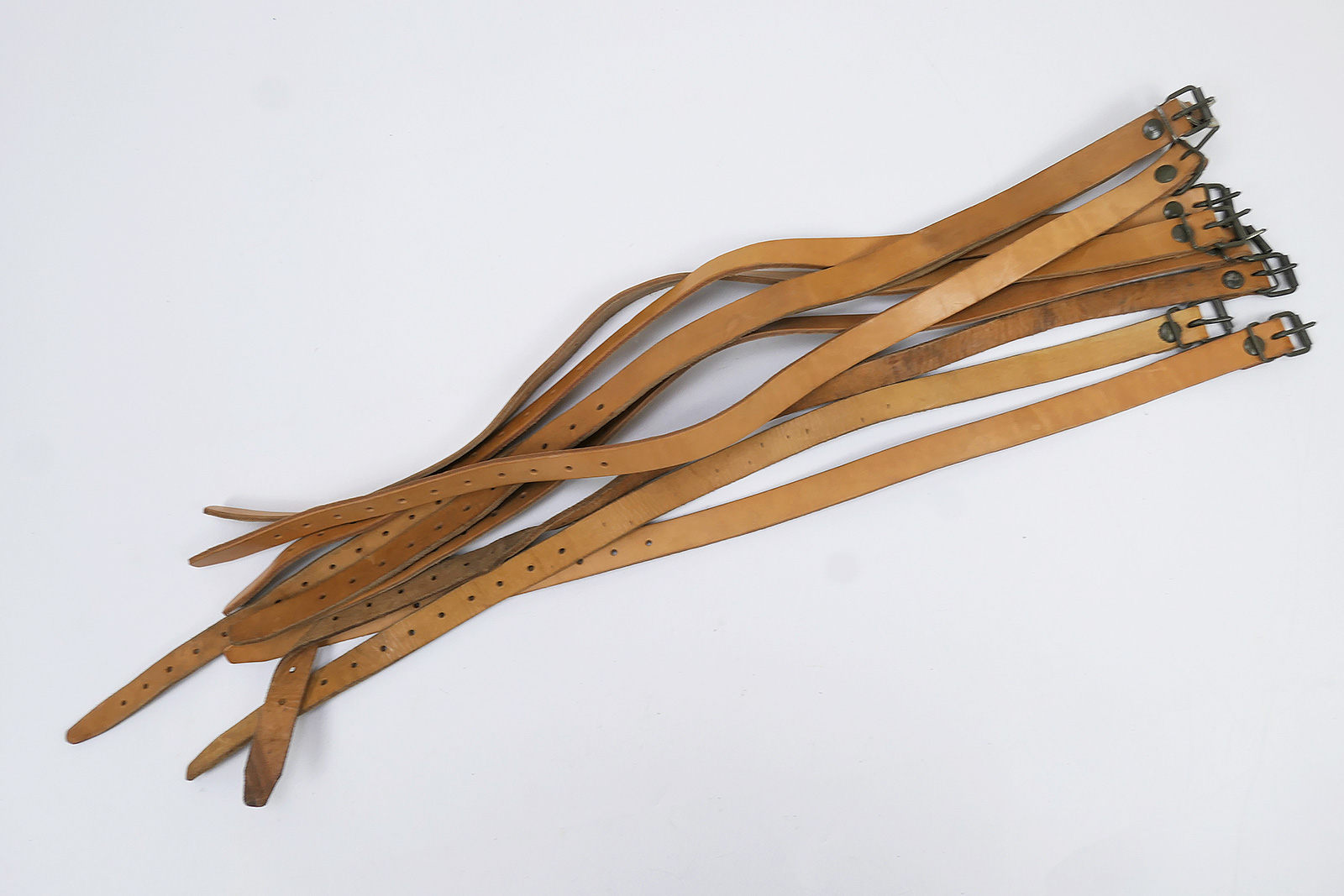 P1400203 Modell Wehrmacht Rödelriemen Leder Riemen für Zeltbahn Kochgeschirr etc.