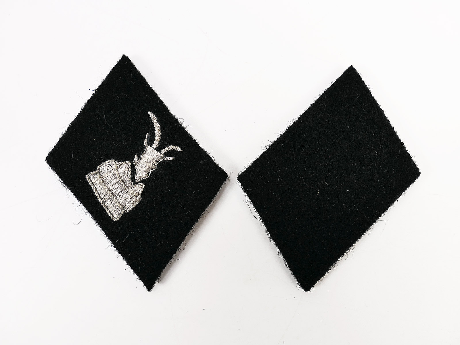 Waffen SS Kragenspiegel Schütze 21. Waffen SS Gebirgsdivision " Skanderbeg "